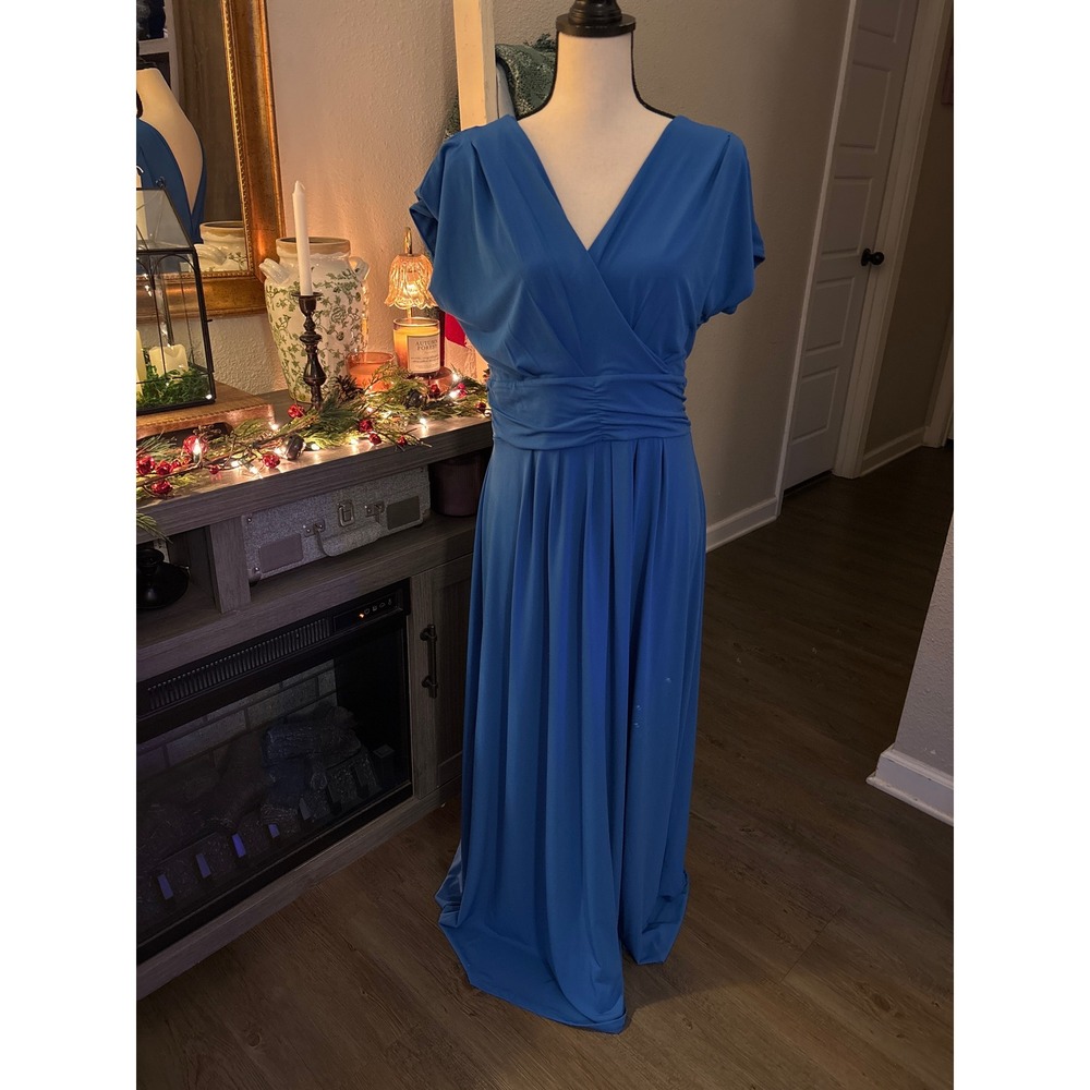Iman women's large long blue‎ flowing maxi dress